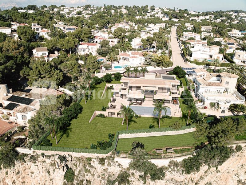 Project for the construction of a modern villa in La Siesta, Jávea (Alicante) Spain, with impressive views of the Mediterranean.