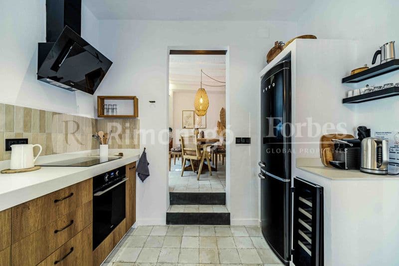 Recently refurbished charming townhouse in the old town of Jávea