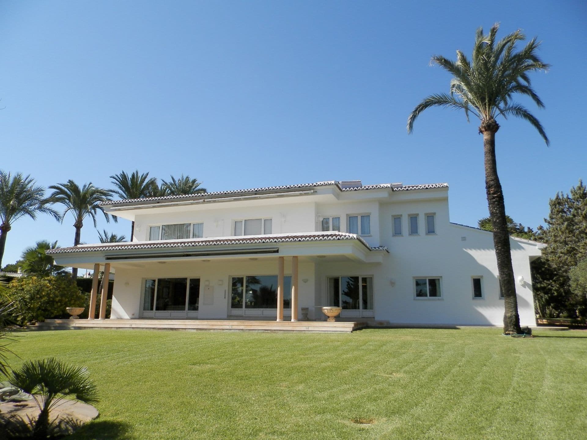 Exclusive villa with an exquisite interior design in the Cap Martí area, Jávea.